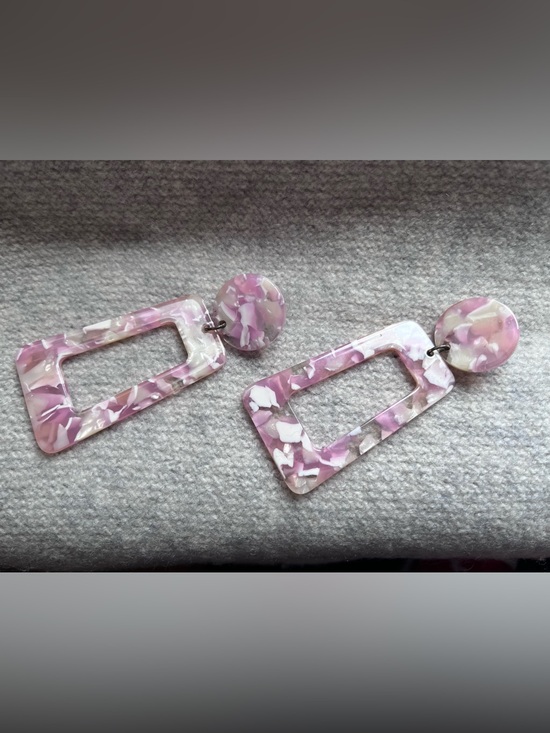 Jewelry - Chunky bold mod pink earrings